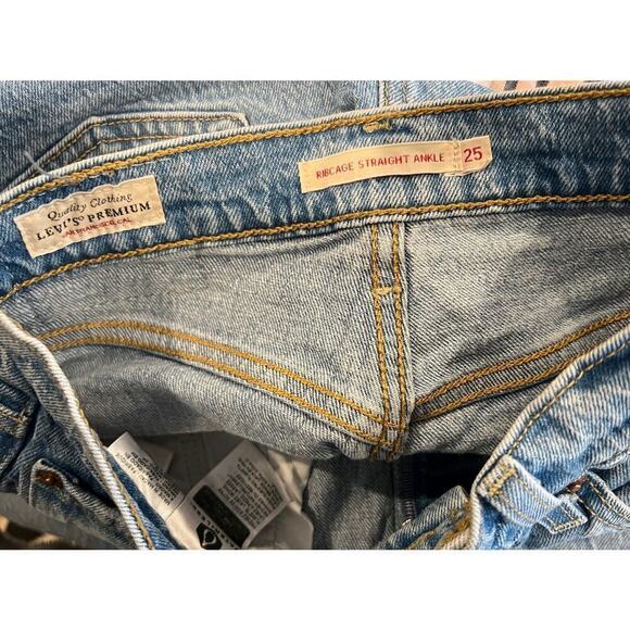 LEVI'S RIBCAGE STRAIGHT JEANS Size 25 - Picture 6 of 10